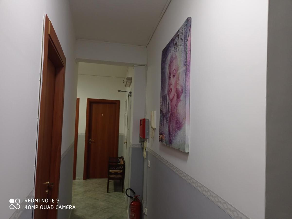 Hotel Alloggio Del Conte Naples Exterior photo